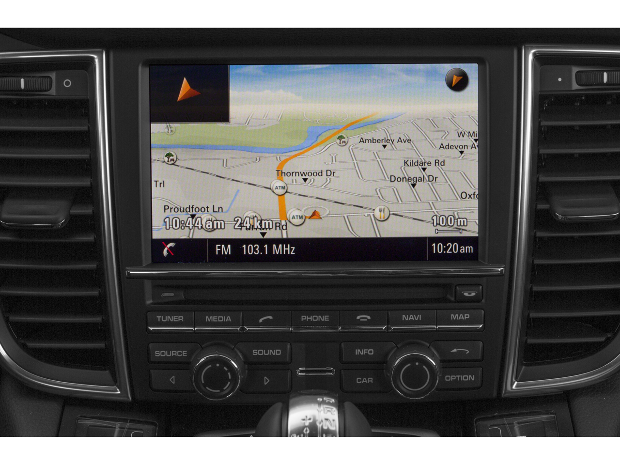 2015 Porsche Panamera GTS photo 4