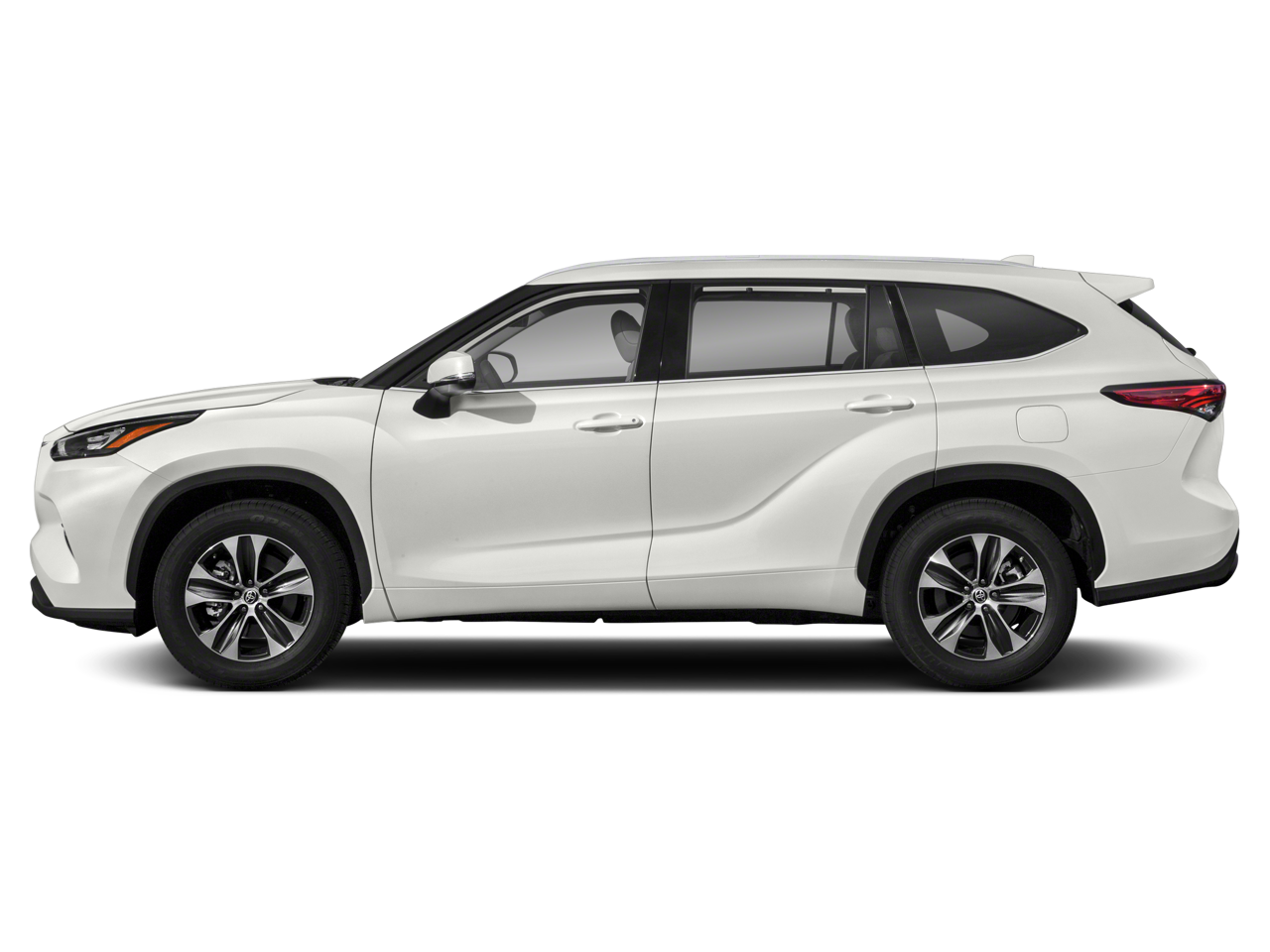 2021 Toyota Highlander XLE photo 2