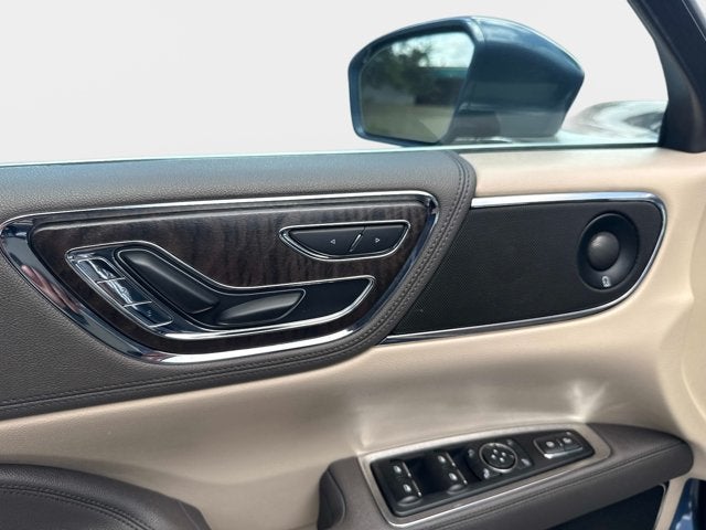 2020 Lincoln Continental Standard