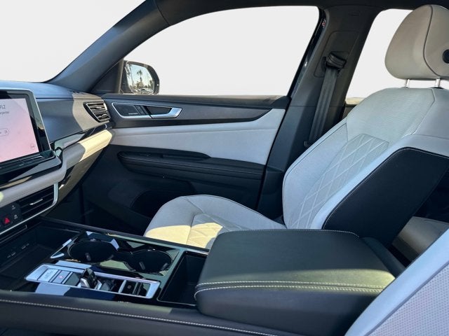 2024 Volkswagen Atlas Cross Sport 2.0T SEL Premium R-Line