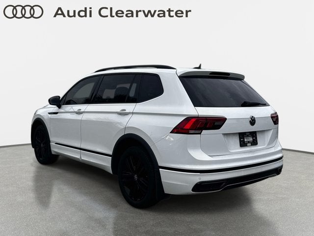 2022 Volkswagen Tiguan SE R-Line Black