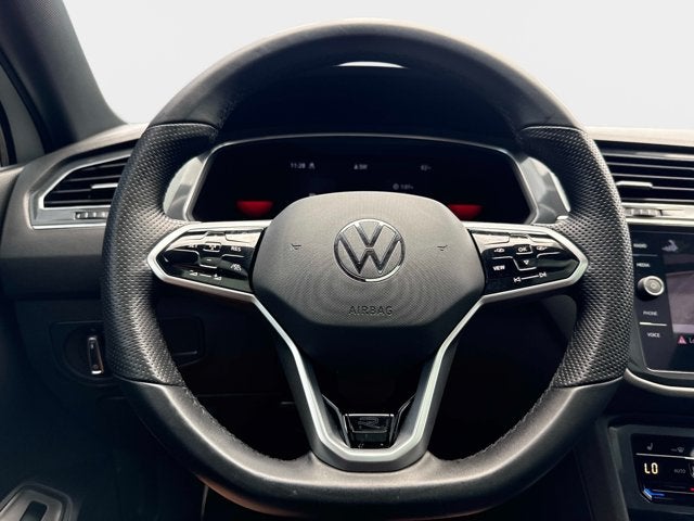 2022 Volkswagen Tiguan SE R-Line Black
