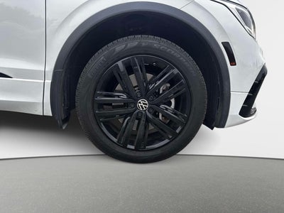 2022 Volkswagen Tiguan SE R-Line Black