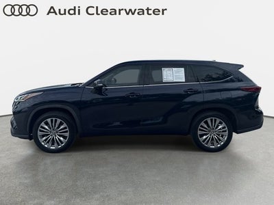 2023 Toyota Highlander Platinum