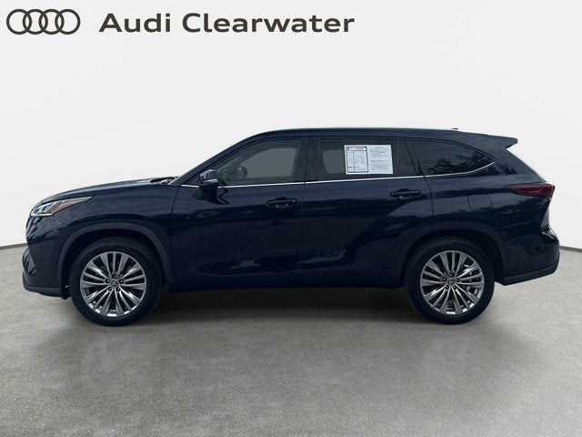 2023 Toyota Highlander Platinum