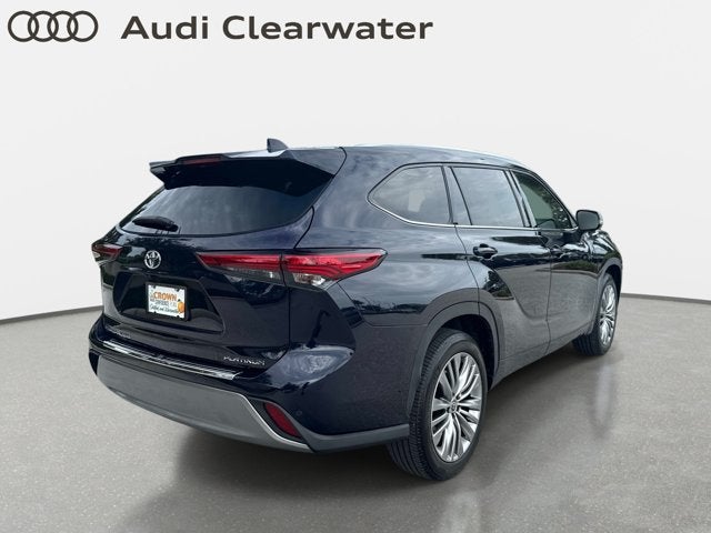 2023 Toyota Highlander Platinum