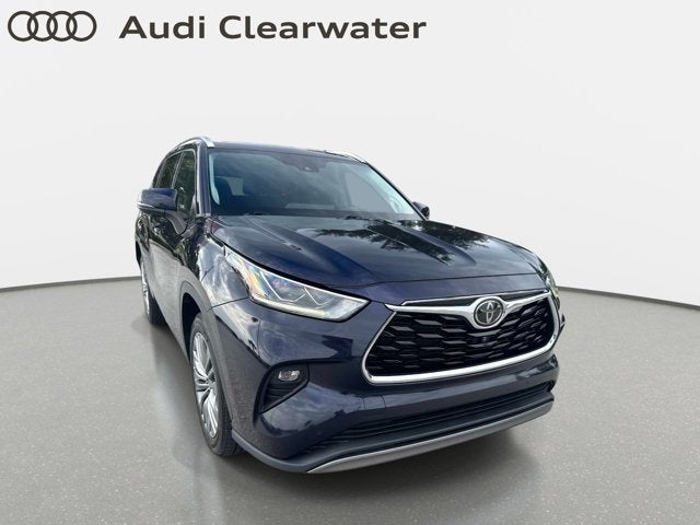 2023 Toyota Highlander Platinum