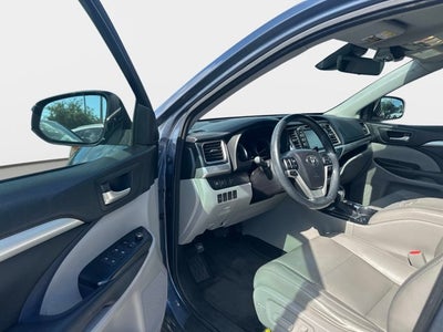 2017 Toyota Highlander XLE