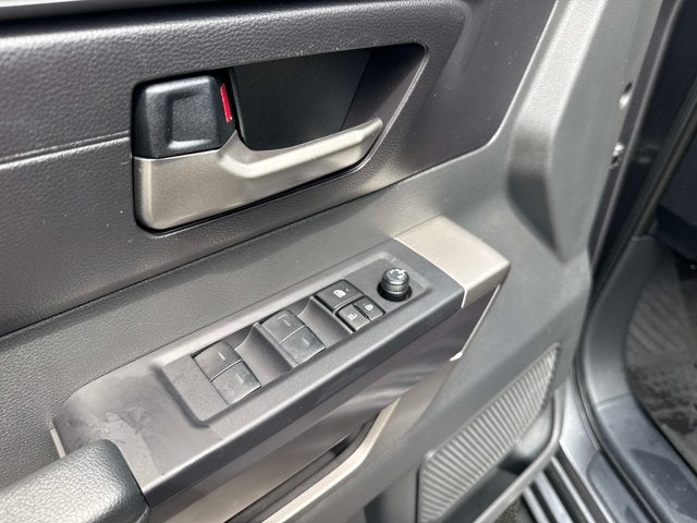 2024 Toyota Tundra 4WD SR5