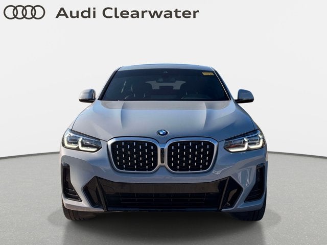 2022 BMW X4 xDrive30i