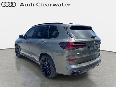 2025 BMW X5 M60i