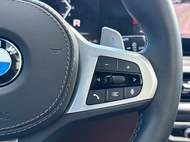 2025 BMW X5 M60i