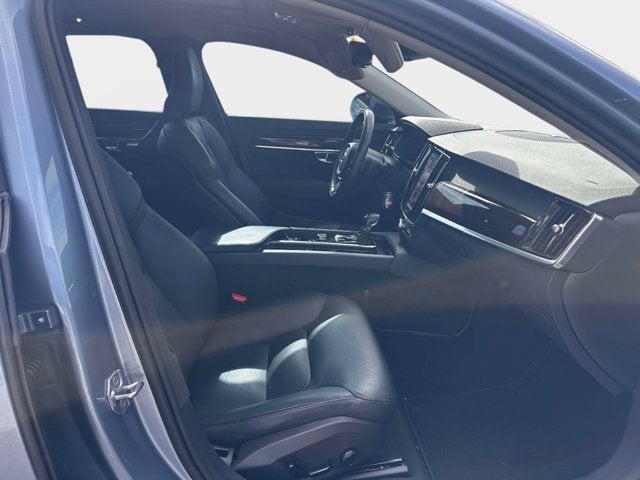 2019 Volvo S90 Momentum