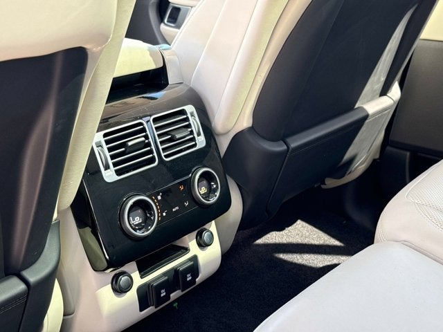 2020 Land Rover Range Rover P525 HSE