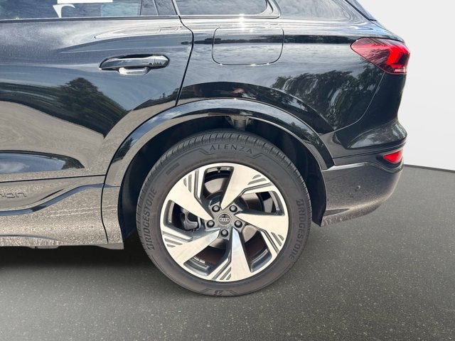 2025 Audi Q6 e-tron Prestige