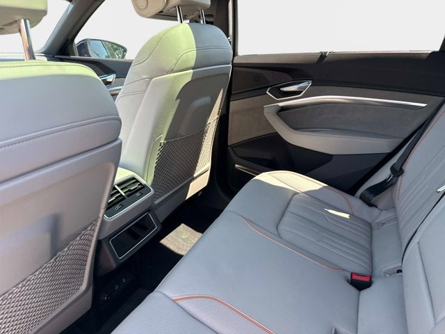2024 Audi Q8 e-tron Prestige