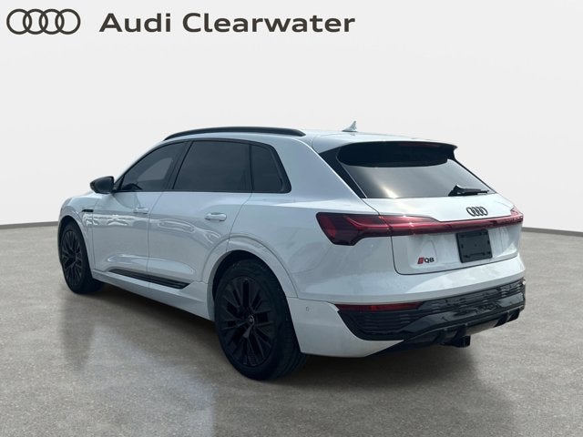 2024 Audi Q8 e-tron Prestige