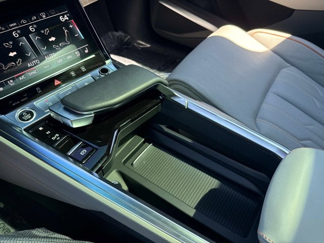 2024 Audi Q8 e-tron Prestige