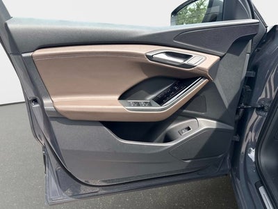 2025 Audi Q6 e-tron Premium