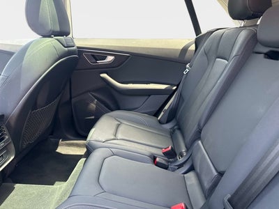 2023 Audi Q8 Premium