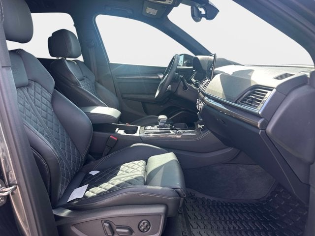 2023 Audi SQ5 Premium Plus