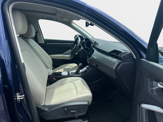 2024 Audi Q3 S line Premium