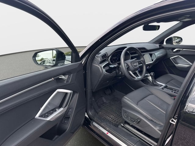 2025 Audi Q3 S line Premium
