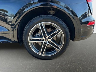 2023 Audi Q5 e S line Premium Plus