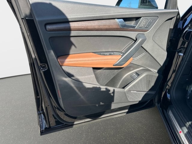 2023 Audi Q5 e S line Premium Plus