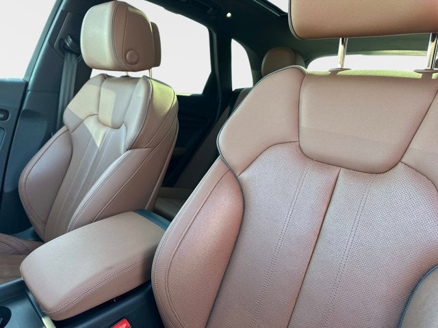 2023 Audi Q5 e S line Premium Plus