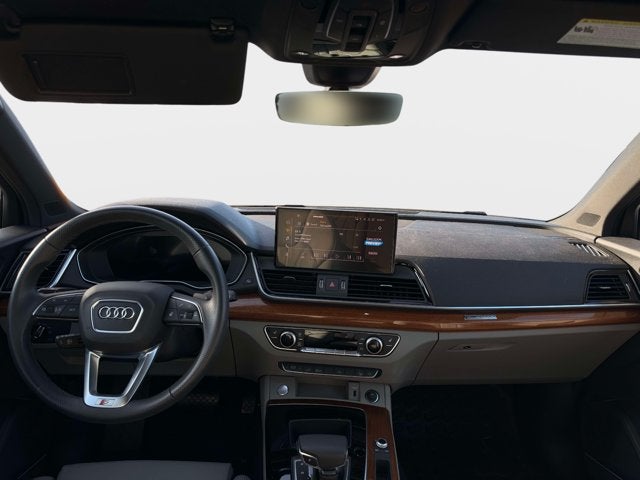 2024 Audi Q5 S line Premium Plus