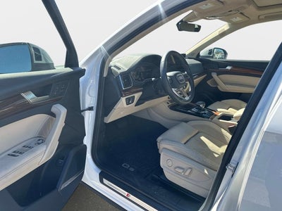 2023 Audi Q5 S line Premium Plus