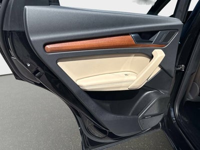 2023 Audi Q5 S line Premium Plus