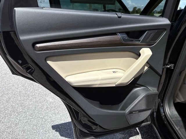 2023 Audi Q5 S line Premium Plus