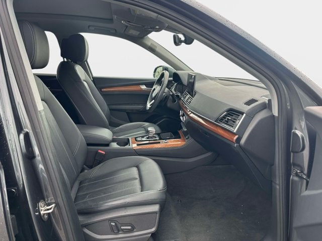 2023 Audi Q5 S line Premium Plus