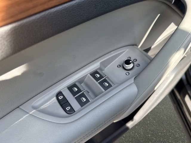 2022 Audi Q5 S line Premium Plus