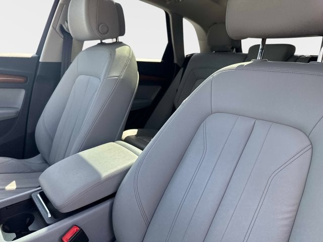 2022 Audi Q5 S line Premium Plus