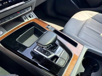 2022 Audi Q5 S line Premium Plus