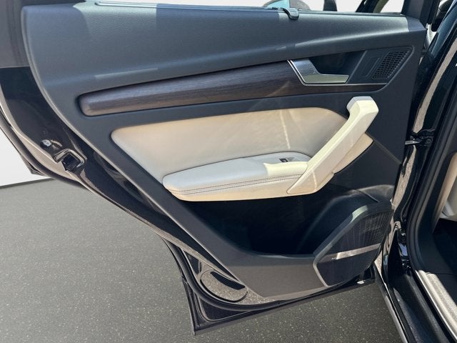 2024 Audi Q5 S line Premium Plus