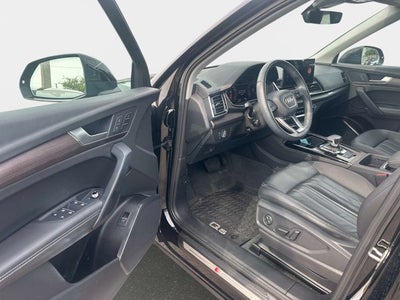 2022 Audi Q5 S line Premium Plus