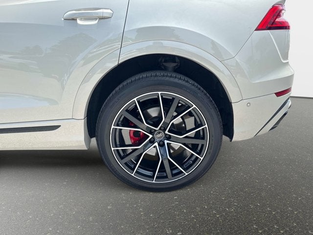 2023 Audi Q8 Premium Plus