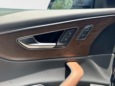 2025 Audi Q8 Premium Plus