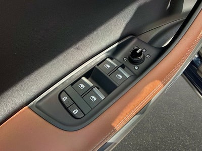 2025 Audi Q8 Premium Plus