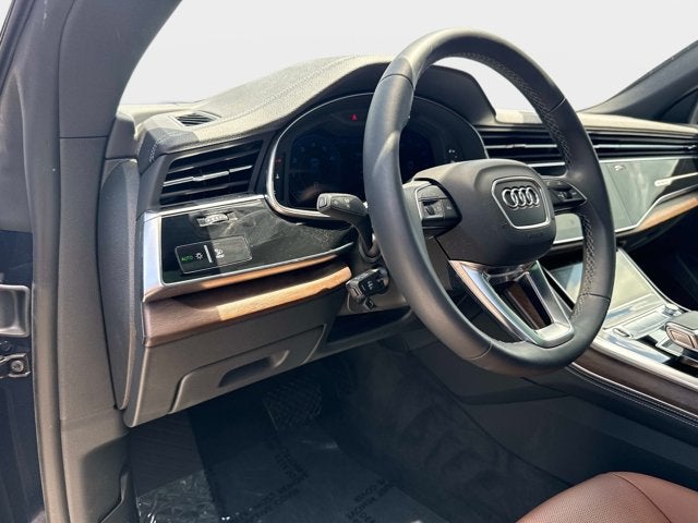2025 Audi Q8 Premium Plus