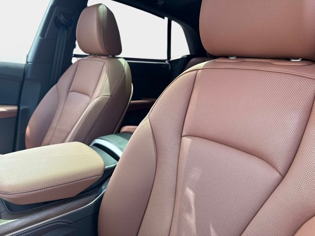 2025 Audi Q8 Premium Plus