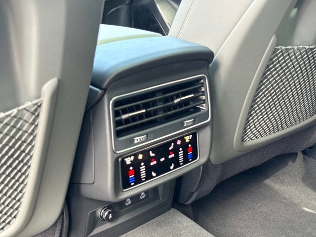 2024 Audi Q8 Premium Plus