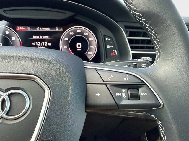 2024 Audi Q8 Premium Plus