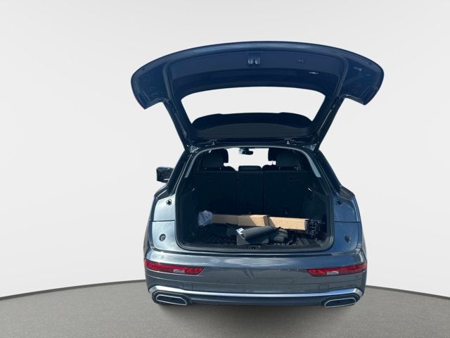 2023 Audi Q5 S line Prestige
