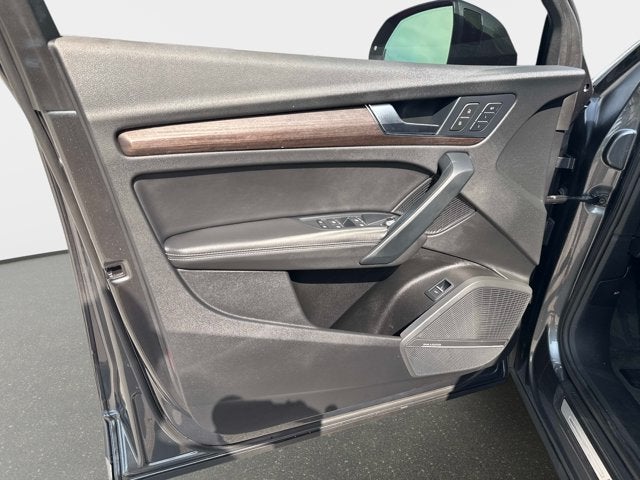 2023 Audi Q5 S line Prestige