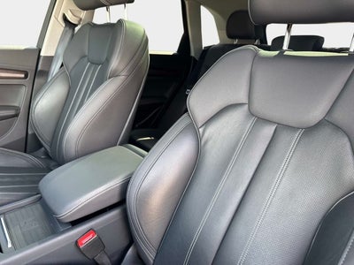 2023 Audi Q5 S line Prestige